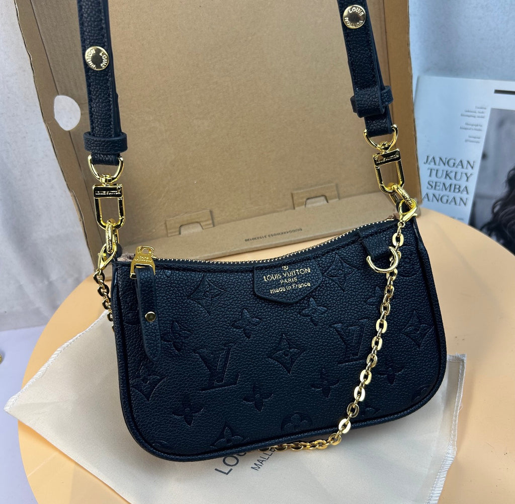 Claire Shoulder Bag