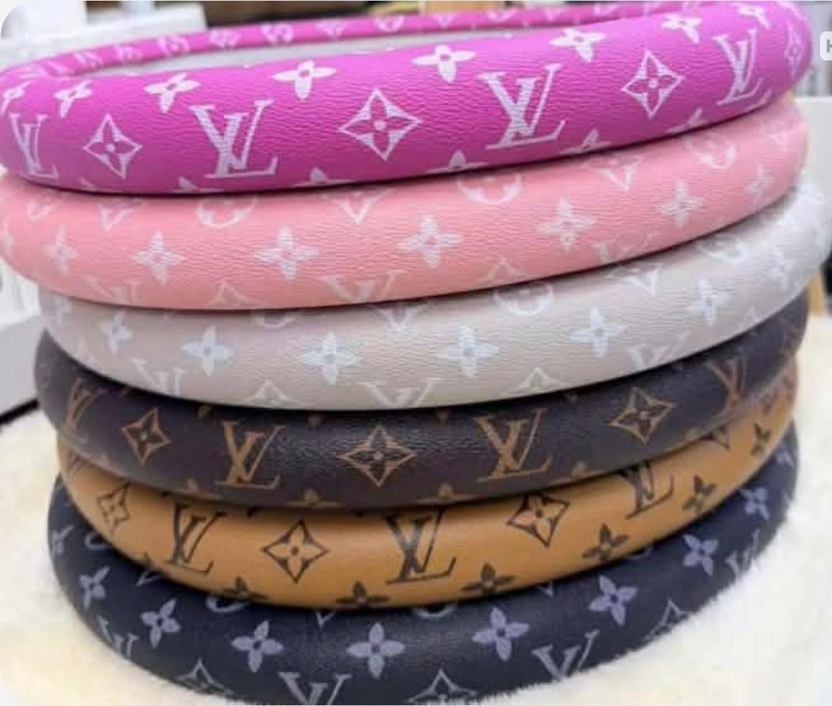 LV Steering Wheel Cover