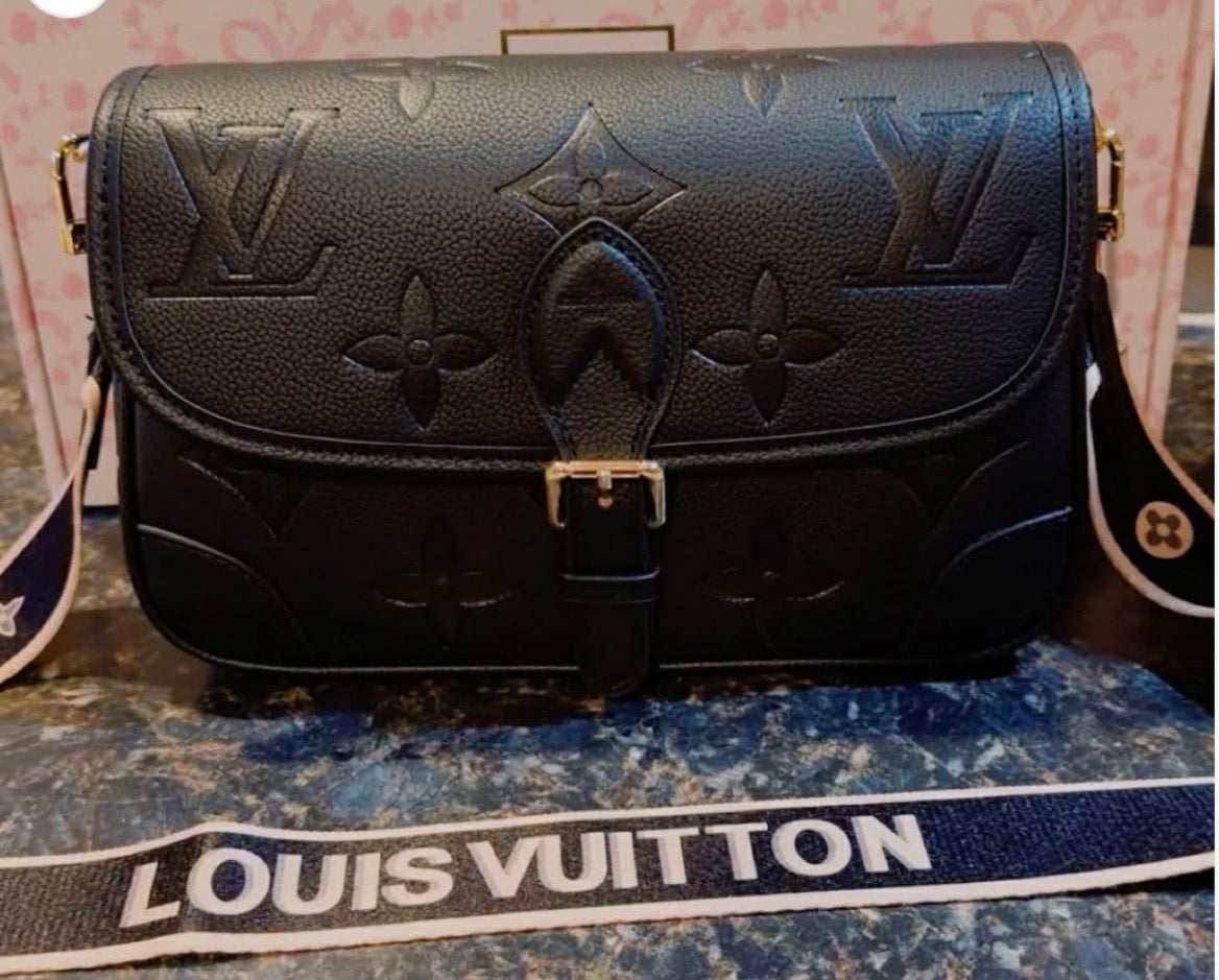 Mia Crossbody Purse