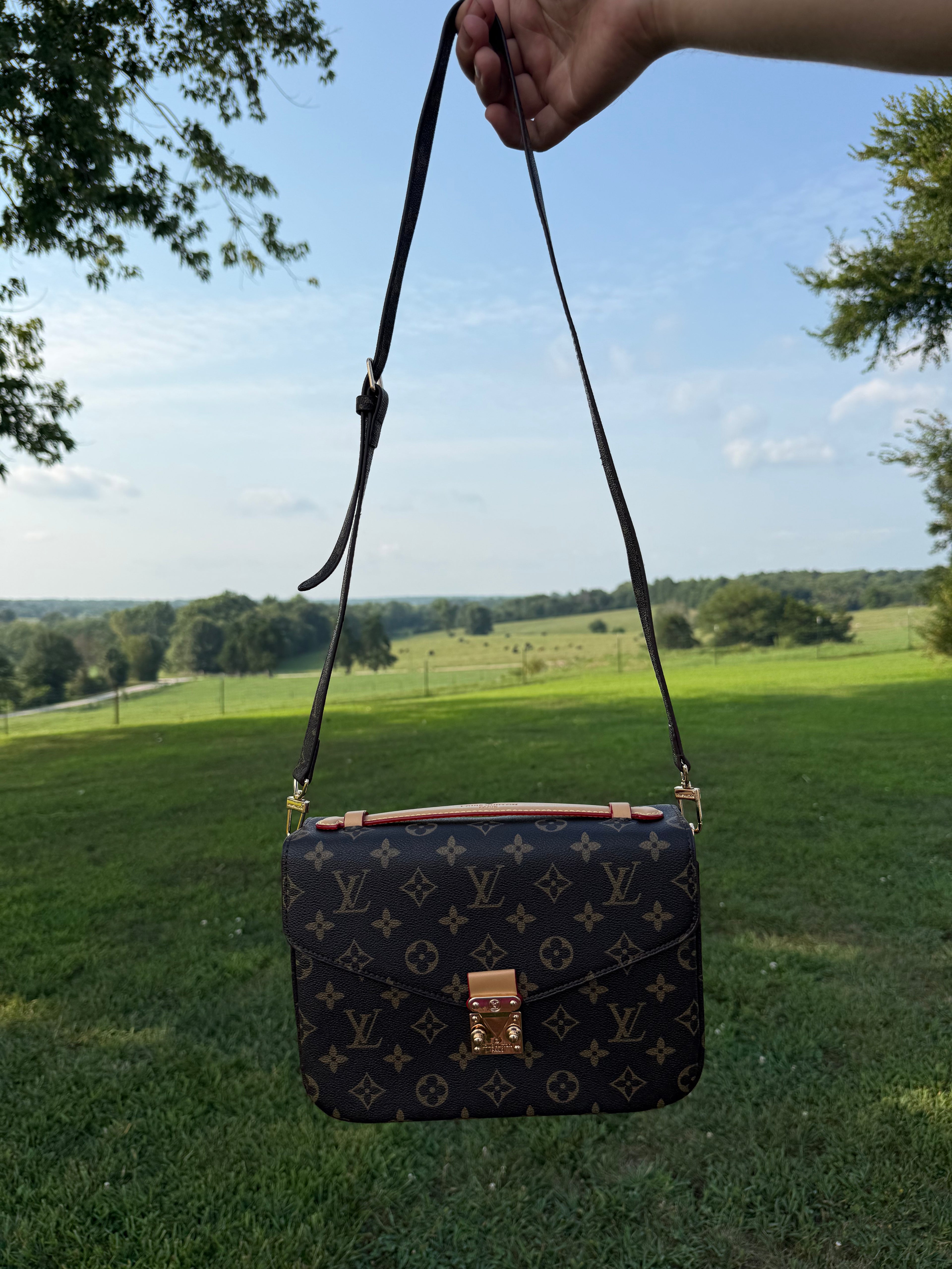 Kinley Crossbody Purse